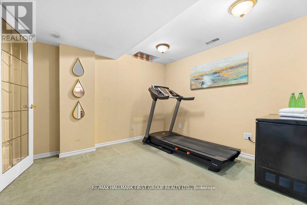122 Thicket Crescent, Pickering, ON - Indoor Photo Showing Gym Room