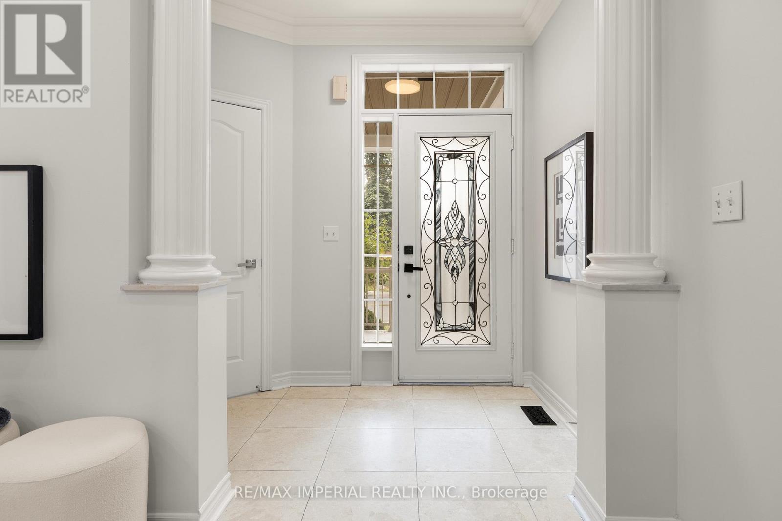 44 Hawkview Boulevard, Vaughan, ON - Indoor