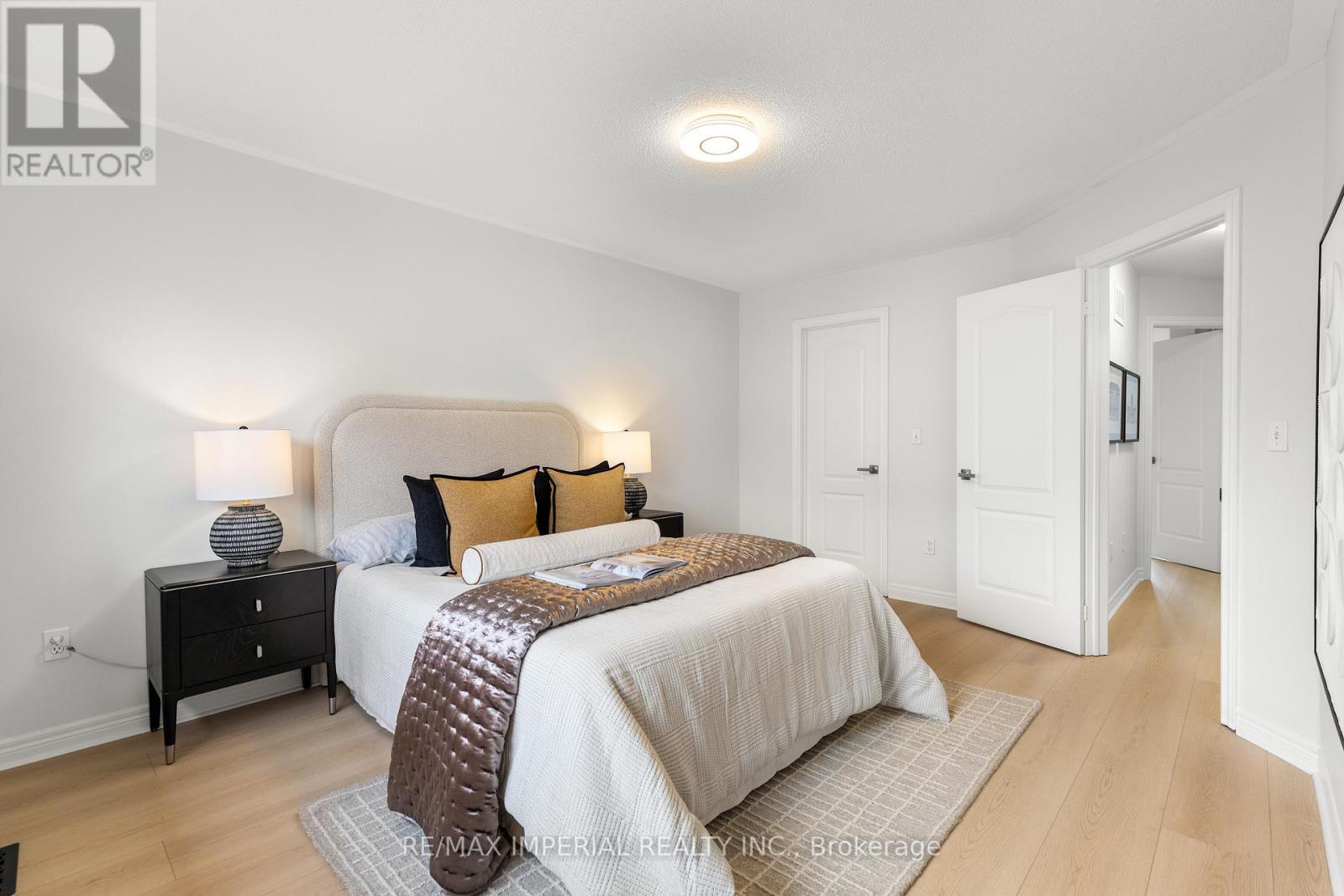44 Hawkview Boulevard, Vaughan, ON - Indoor Photo Showing Bedroom