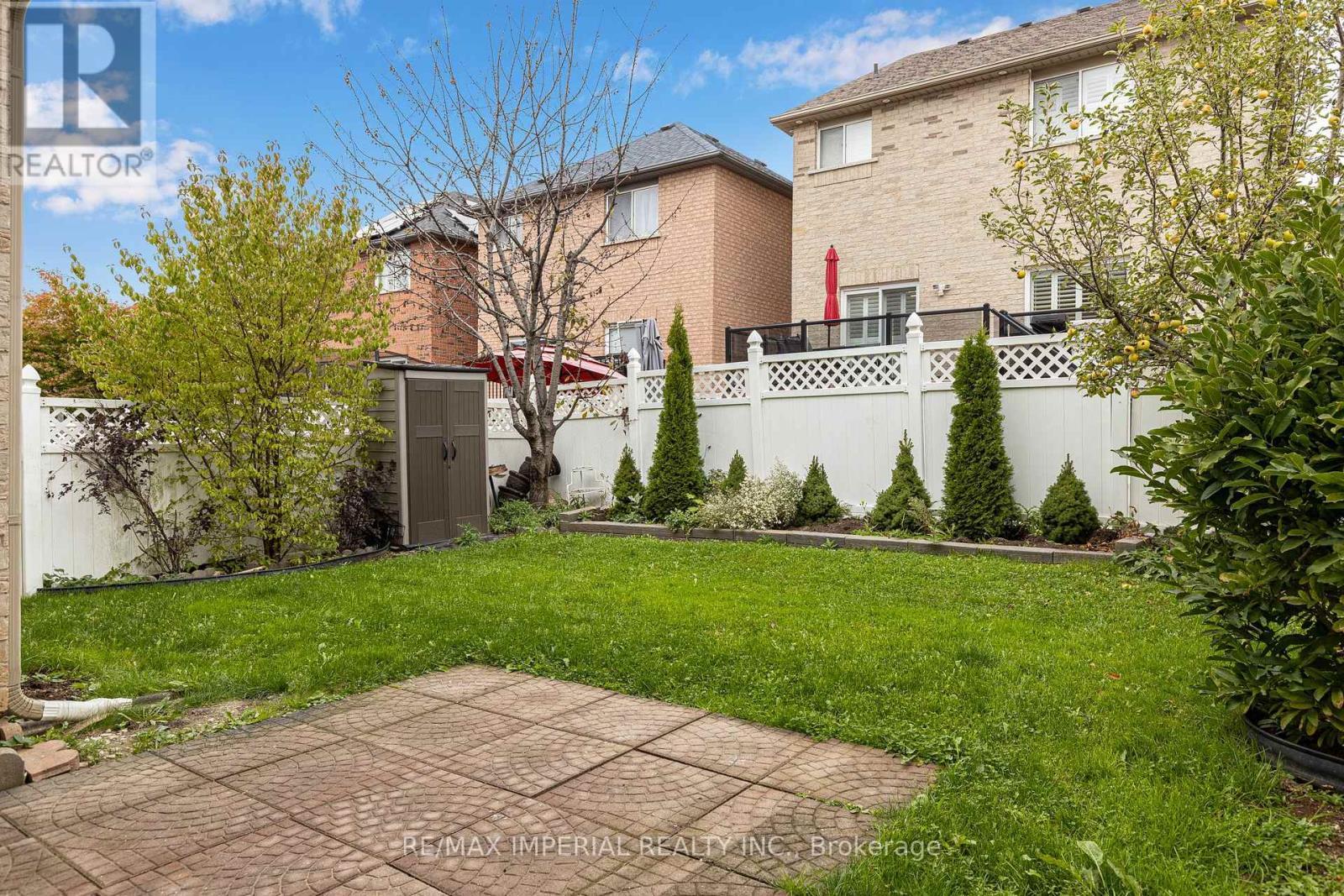 44 Hawkview Boulevard, Vaughan, ON - Outdoor
