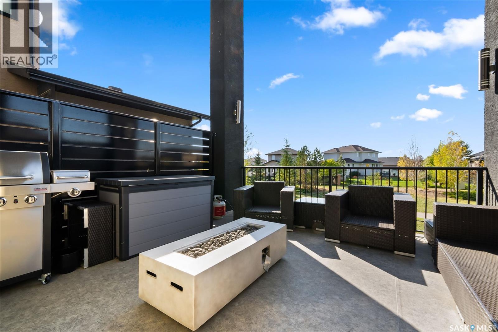 7832 Sagebrush Crescent, Regina, SK - Outdoor With Exterior