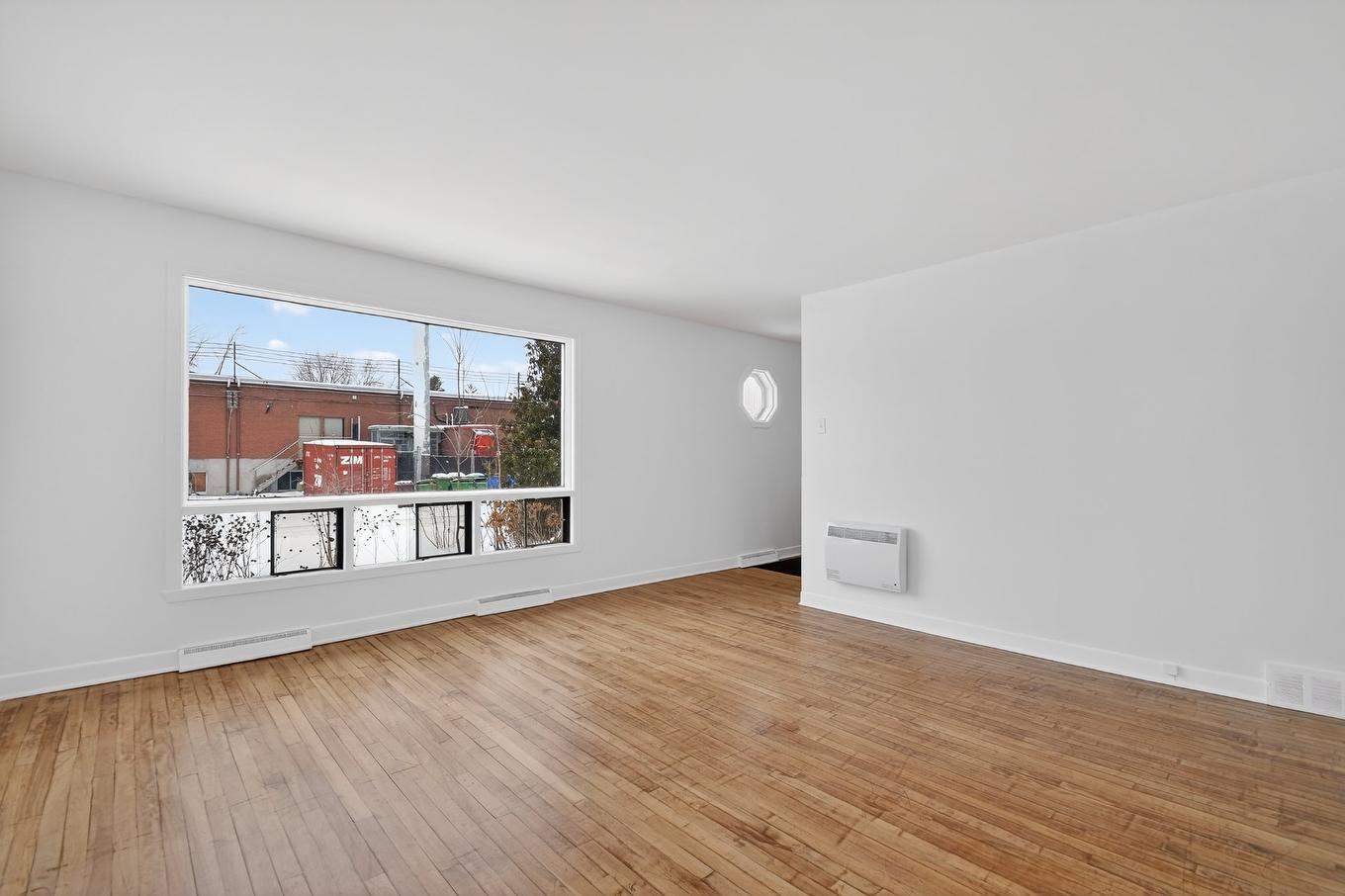 Living room - 95 Rue Desormeaux, Saint-Eustache, QC - Indoor