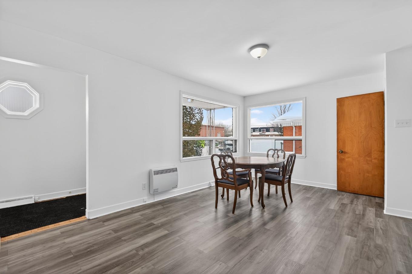 Kitchen - 95 Rue Desormeaux, Saint-Eustache, QC - Indoor Photo Showing Dining Room