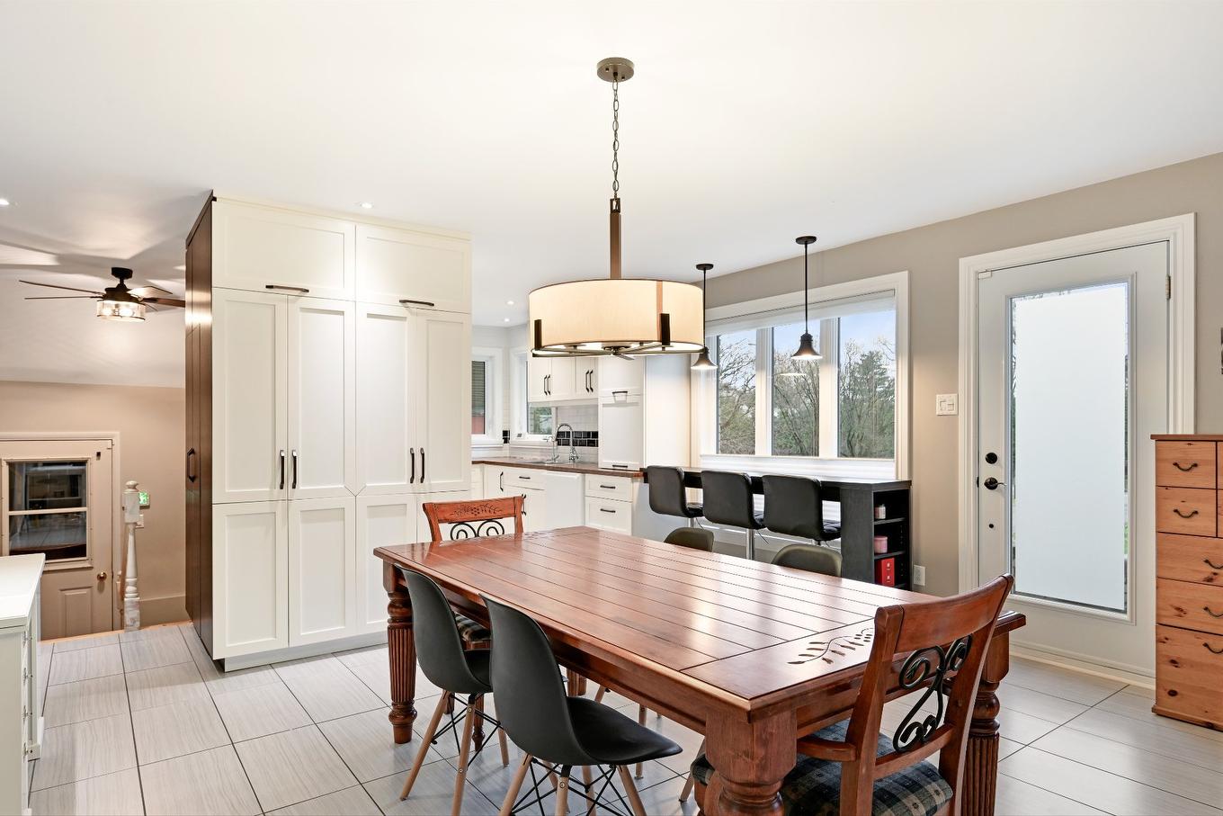 Dinette - 1924 94E Avenue, Saint-Blaise-Sur-Richelieu, QC - Indoor Photo Showing Dining Room