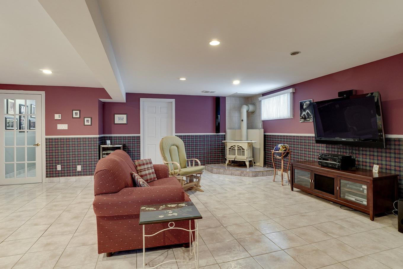 Salle familiale - 929 Rue Claudel, Repentigny (Repentigny), QC - Indoor