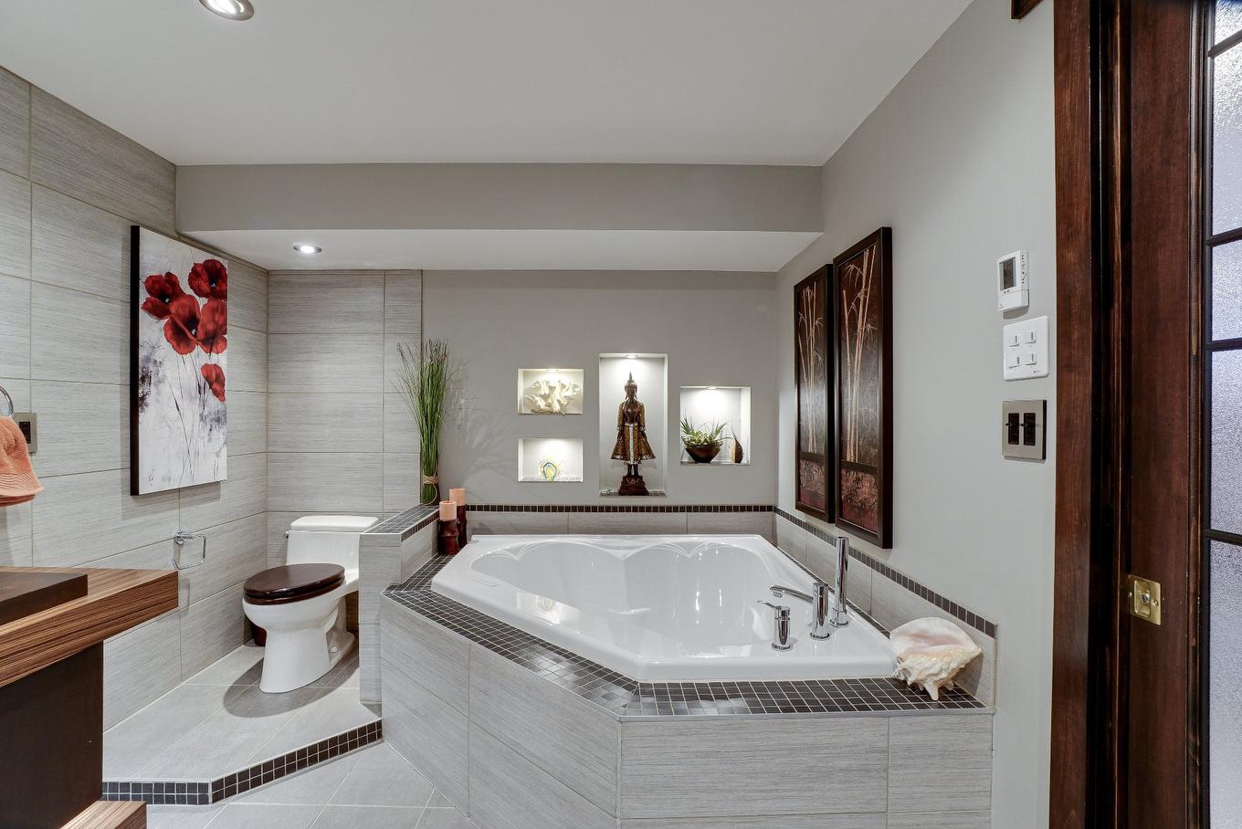 Salle de bains - 929 Rue Claudel, Repentigny (Repentigny), QC - Indoor Photo Showing Bathroom