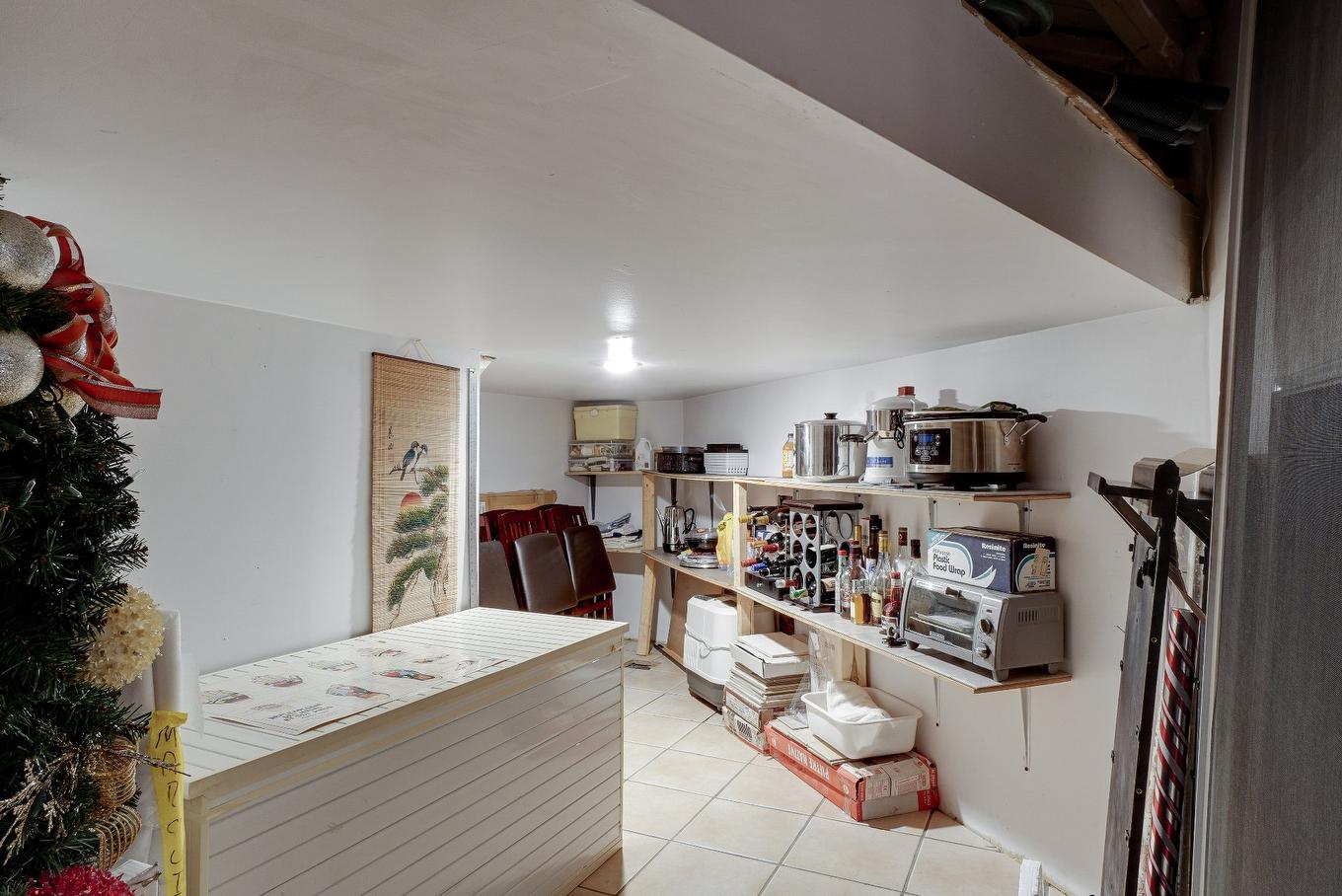 Rangement - 929 Rue Claudel, Repentigny (Repentigny), QC - Indoor Photo Showing Other Room