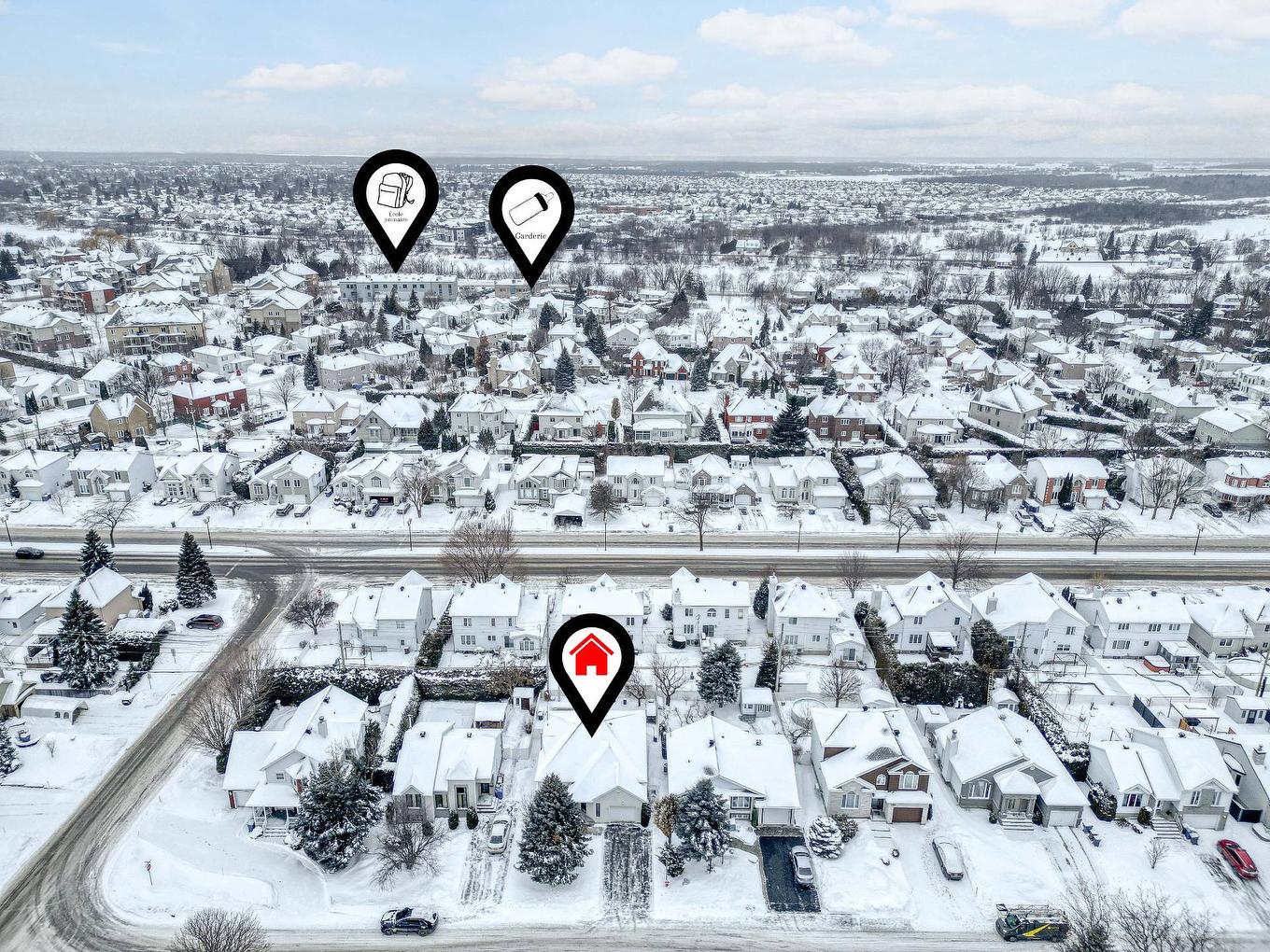 Photo aérienne - 929 Rue Claudel, Repentigny (Repentigny), QC - Outdoor With View