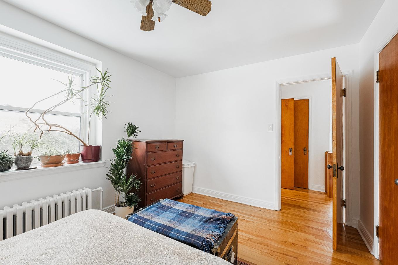 Chambre à coucher principale - 3680 Rue Broadway, Montréal (Lachine), QC - Indoor Photo Showing Bedroom