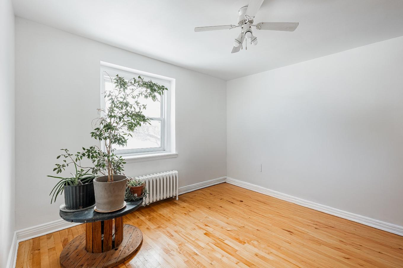 Chambre à coucher - 3680 Rue Broadway, Montréal (Lachine), QC - Indoor Photo Showing Other Room