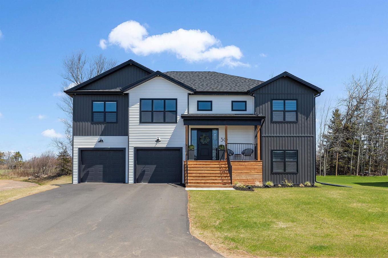 30 Waters Edge Lane, Cornwall, PE