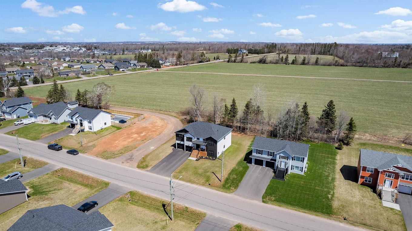 30 Waters Edge Lane, Cornwall, PE