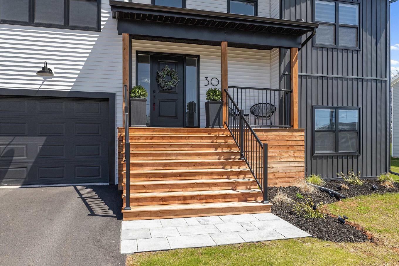 30 Waters Edge Lane, Cornwall, PE