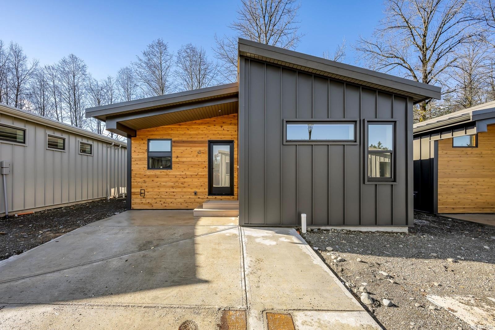 42-3025 Royston Rd, Cumberland, BC