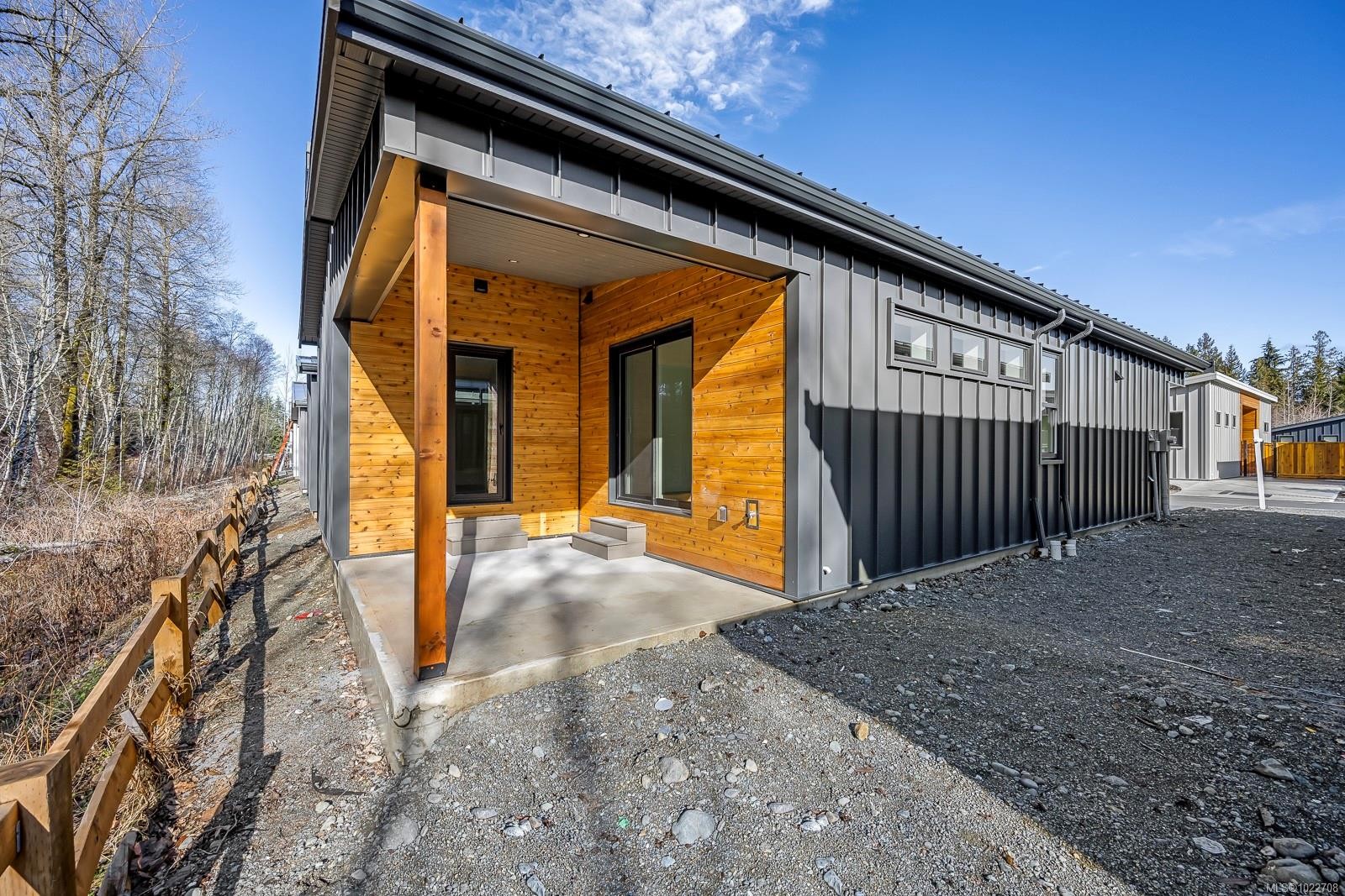 42-3025 Royston Rd, Cumberland, BC