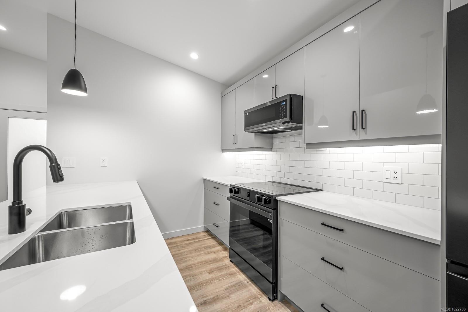 42-3025 Royston Rd, Cumberland, BC