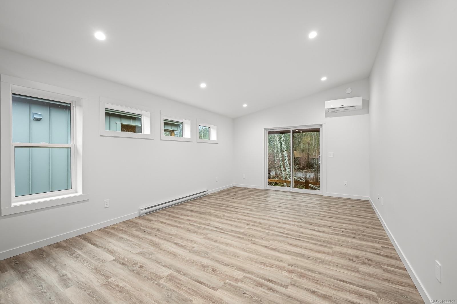 42-3025 Royston Rd, Cumberland, BC