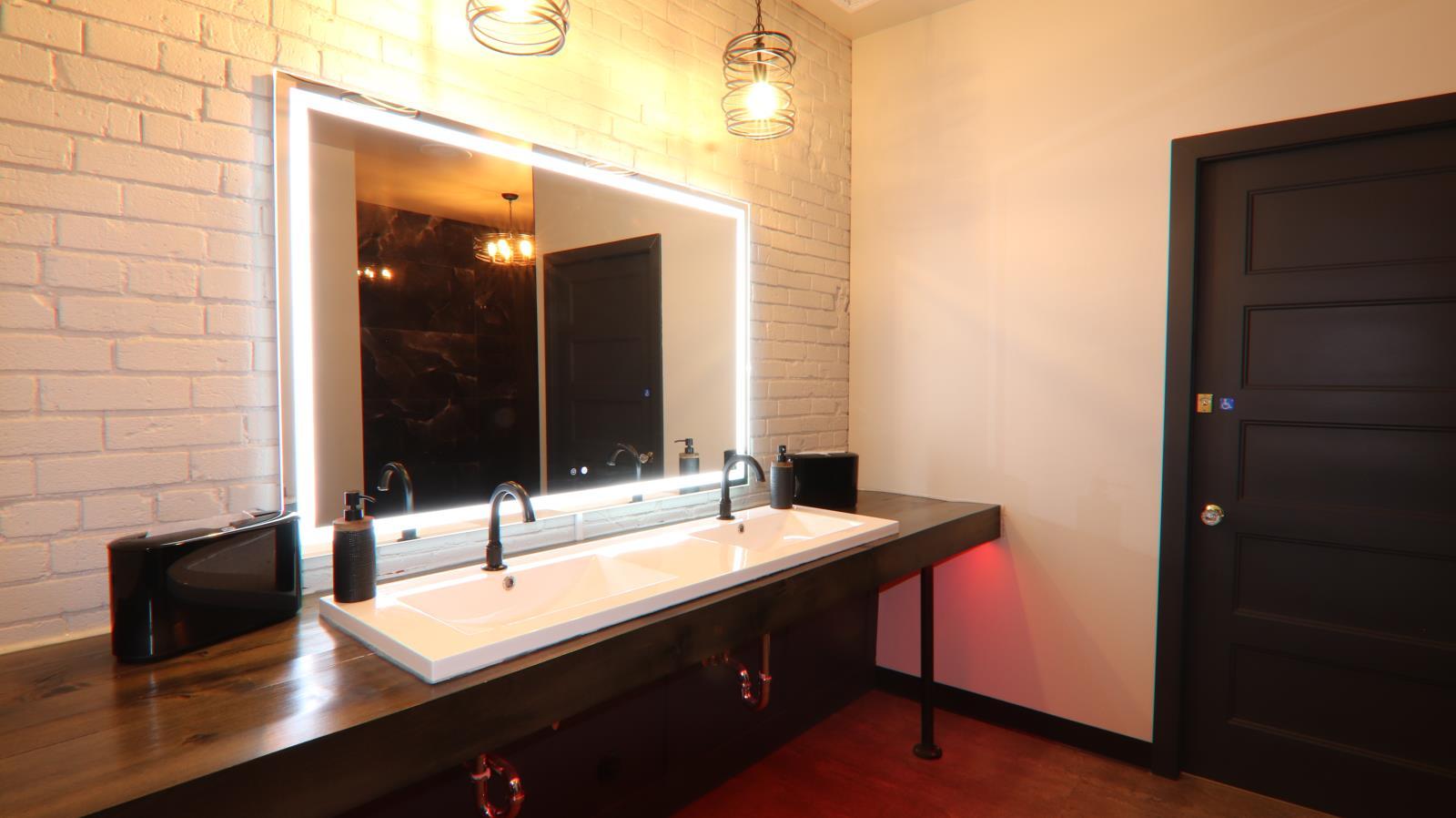 4917 47 St, Camrose, AB