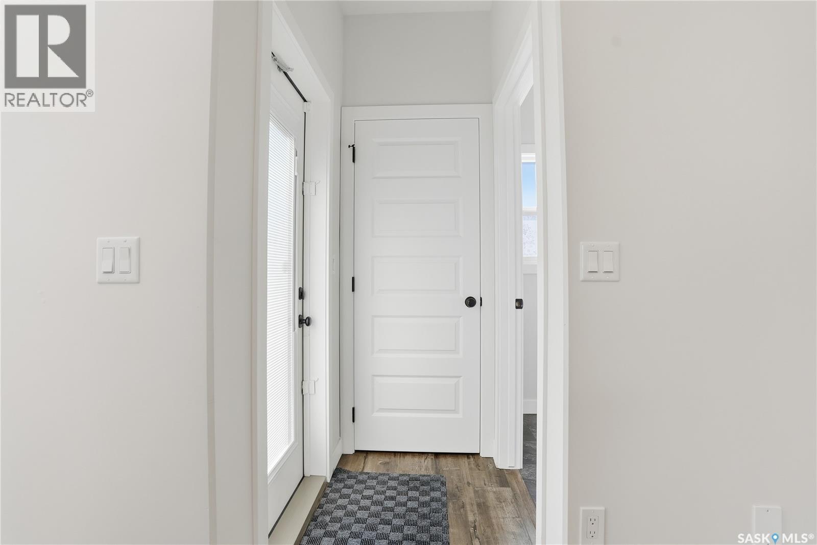 966 Mcfaull Manor, Saskatoon, SK - Indoor Photo Showing Other Room