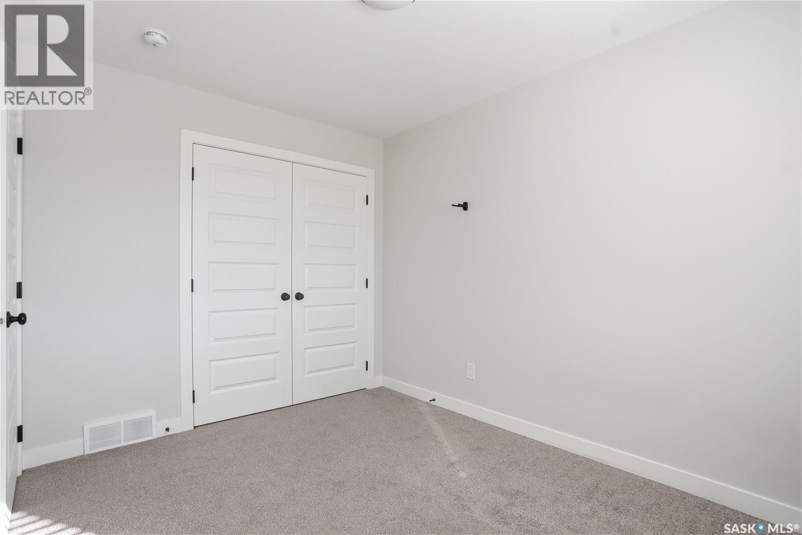 966 Mcfaull Manor, Saskatoon, SK - Indoor Photo Showing Other Room