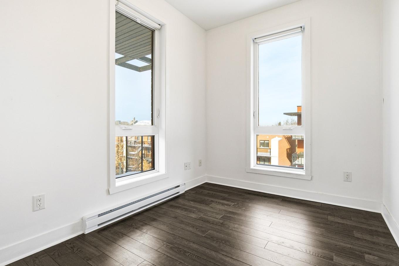 Bedroom - 405-2335 Av. Bennett, Montréal (Mercier/Hochelaga-Maisonneuve), QC - Indoor Photo Showing Other Room