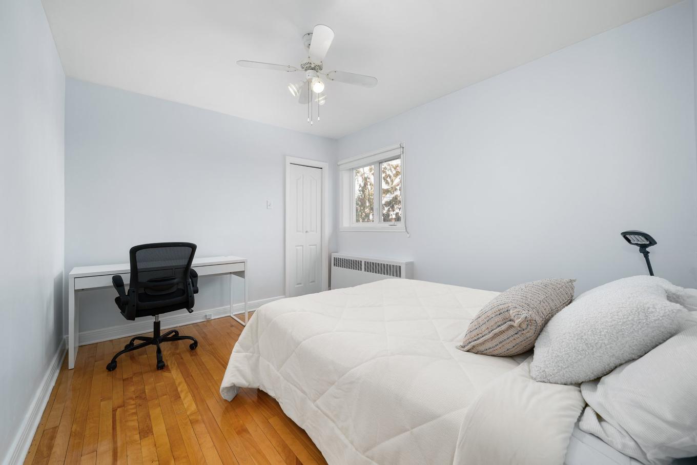 Bedroom - 4057 Av. Madison, Montréal (Côte-Des-Neiges/Notre-Dame-De-Grâce), QC - Indoor Photo Showing Bedroom