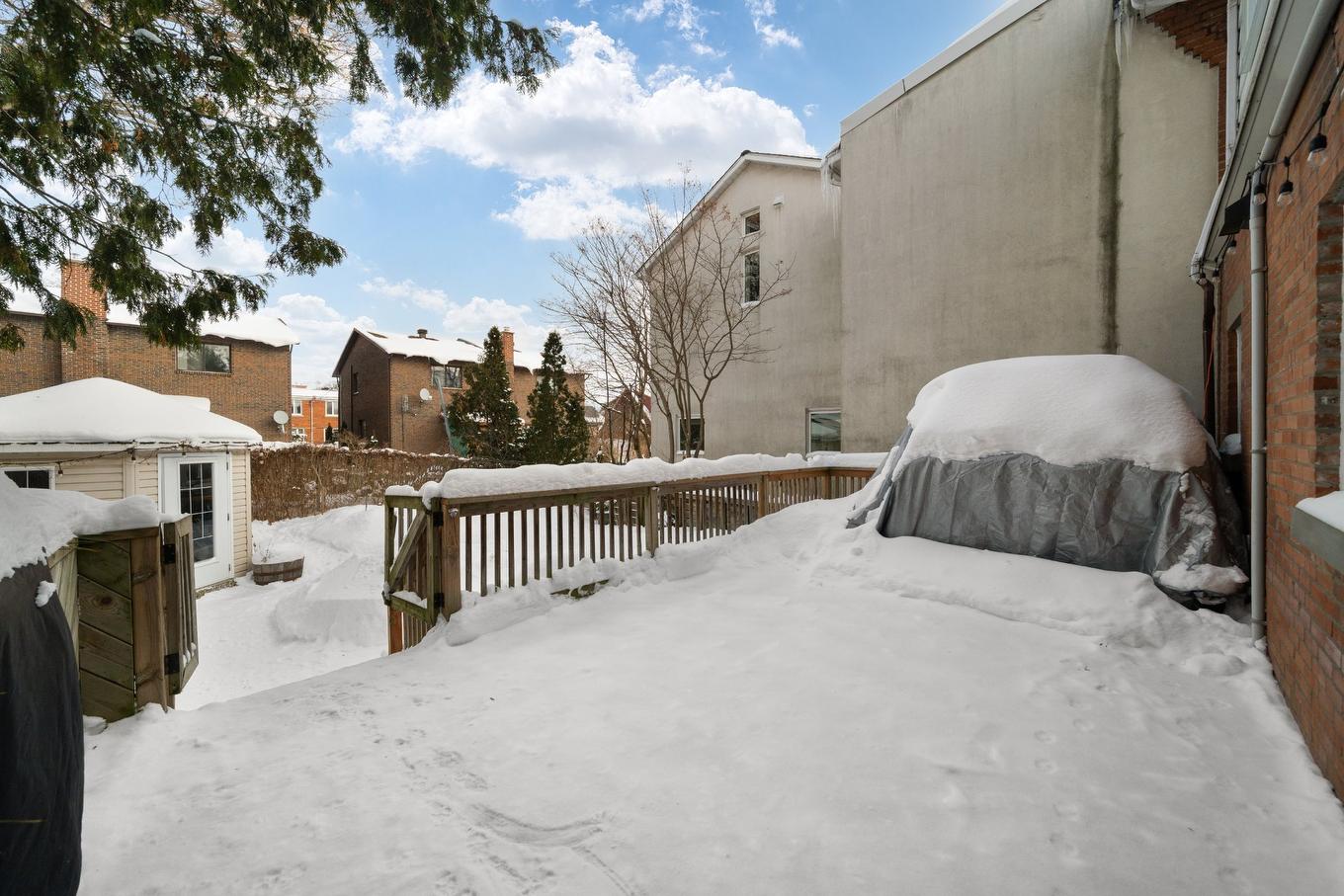 Backyard - 4057 Av. Madison, Montréal (Côte-Des-Neiges/Notre-Dame-De-Grâce), QC - Outdoor With Exterior