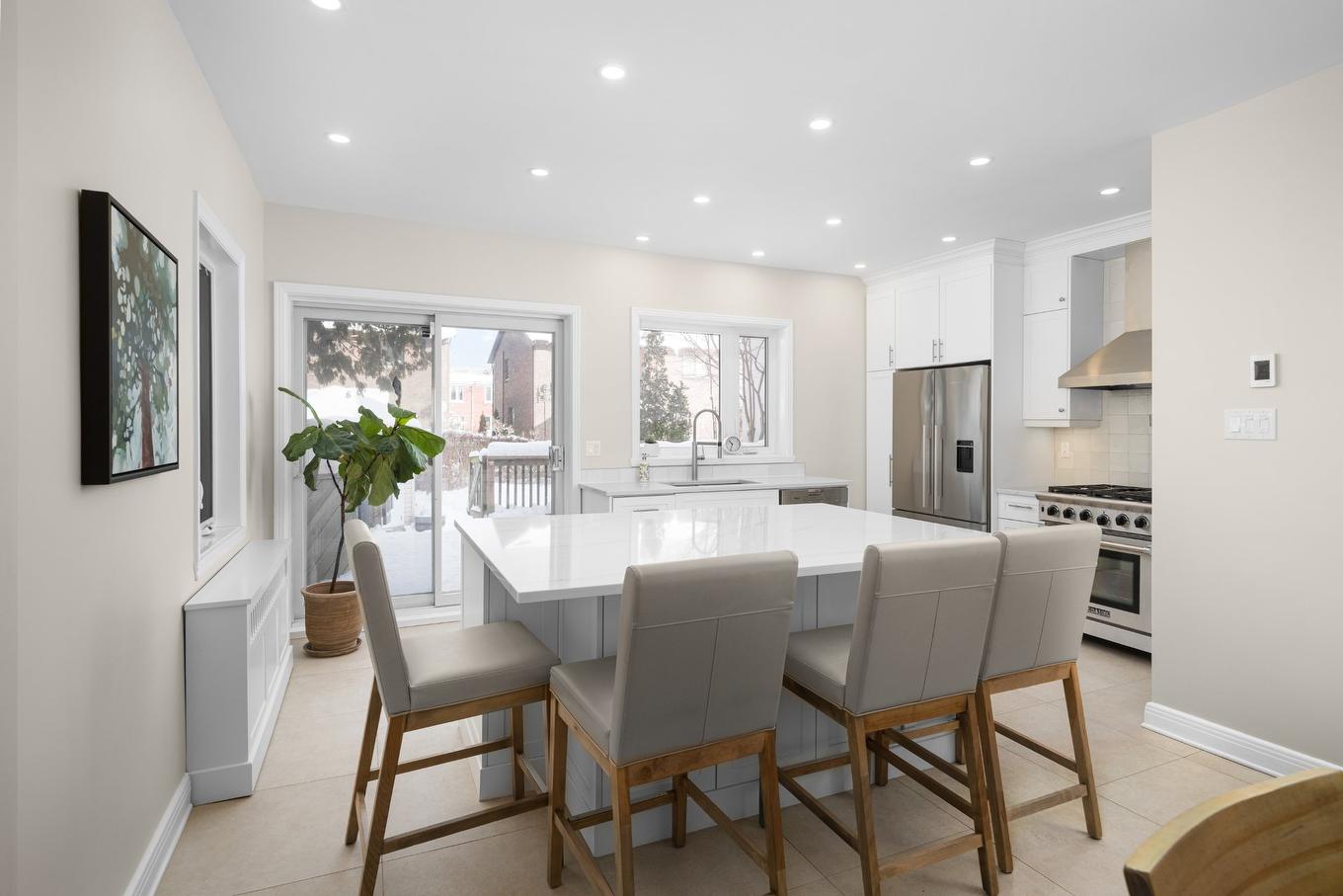 Kitchen - 4057 Av. Madison, Montréal (Côte-Des-Neiges/Notre-Dame-De-Grâce), QC - Indoor Photo Showing Dining Room