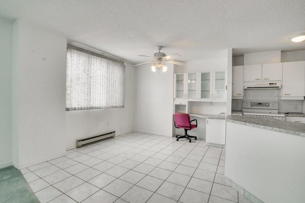 Dining room - 108-50 Rue Dussault, Gatineau (Hull), QC - Indoor Photo Showing Kitchen
