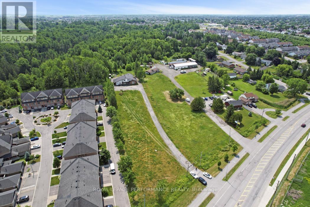 1016 Old Montreal Road, Ottawa, ON