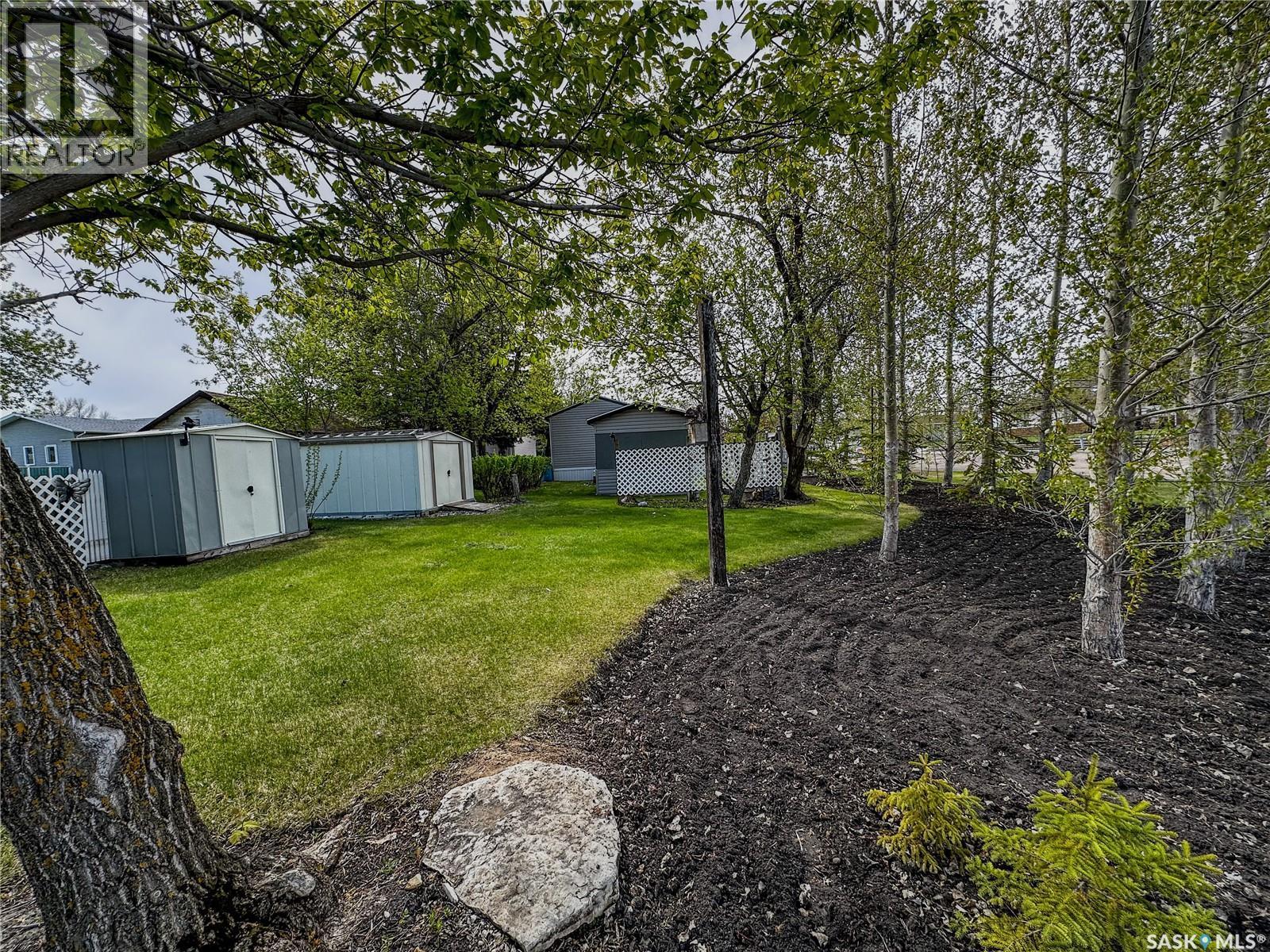 107 May Street, Neudorf, SK - Outdoor