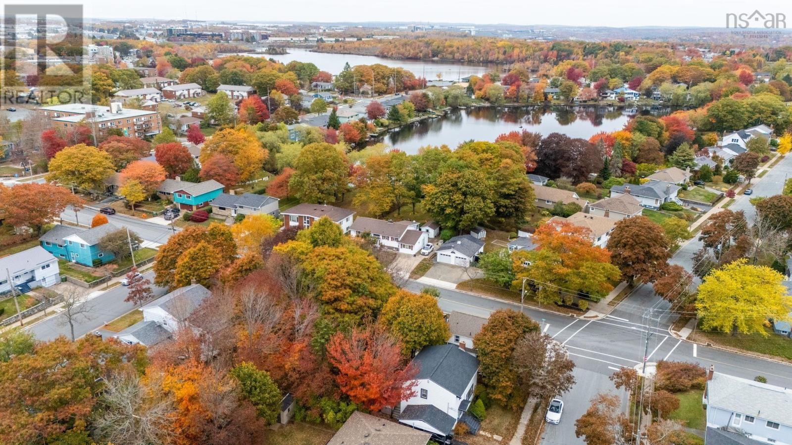 33 Pinehill Road, Dartmouth, NS - Outdoor With View