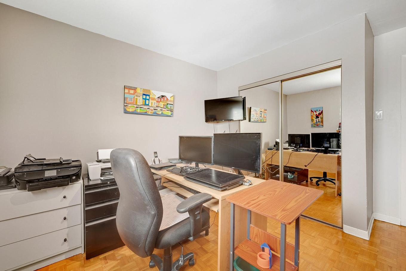 Chambre à coucher - 760 Rue Monty, Laval (Saint-François), QC - Indoor Photo Showing Office