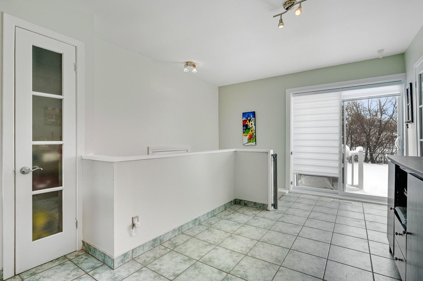 Vue d'ensemble - 760 Rue Monty, Laval (Saint-François), QC - Indoor Photo Showing Other Room