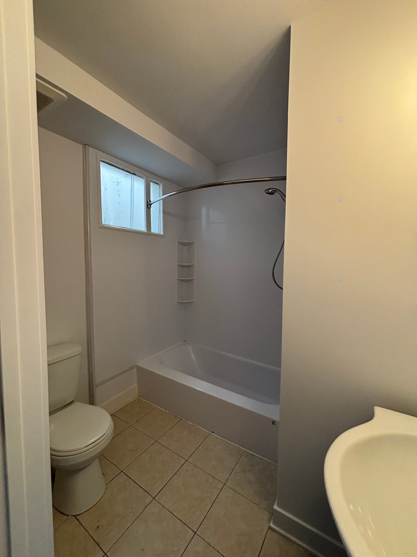 Salle de bains - 4-1976 Rue L.-O.-David, Montréal (Villeray/Saint-Michel/Parc-Extension), QC - Indoor Photo Showing Bathroom