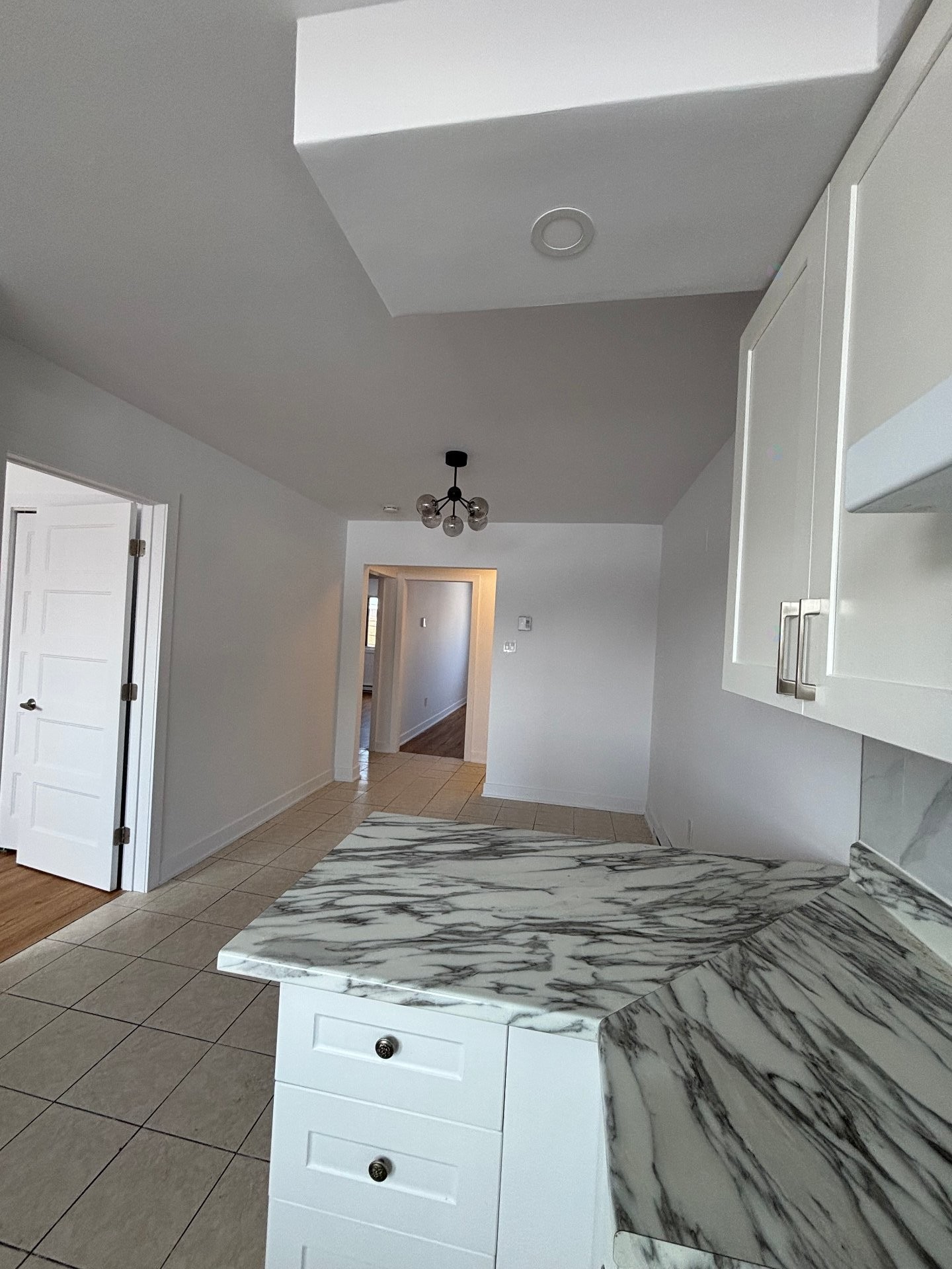 Cuisine - 4-1976 Rue L.-O.-David, Montréal (Villeray/Saint-Michel/Parc-Extension), QC - Indoor