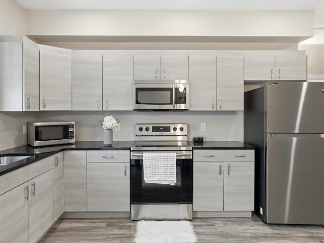 405-99 Shahi St, Winnipeg, MB