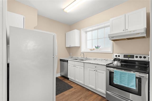 701 Valour Rd, Winnipeg, MB