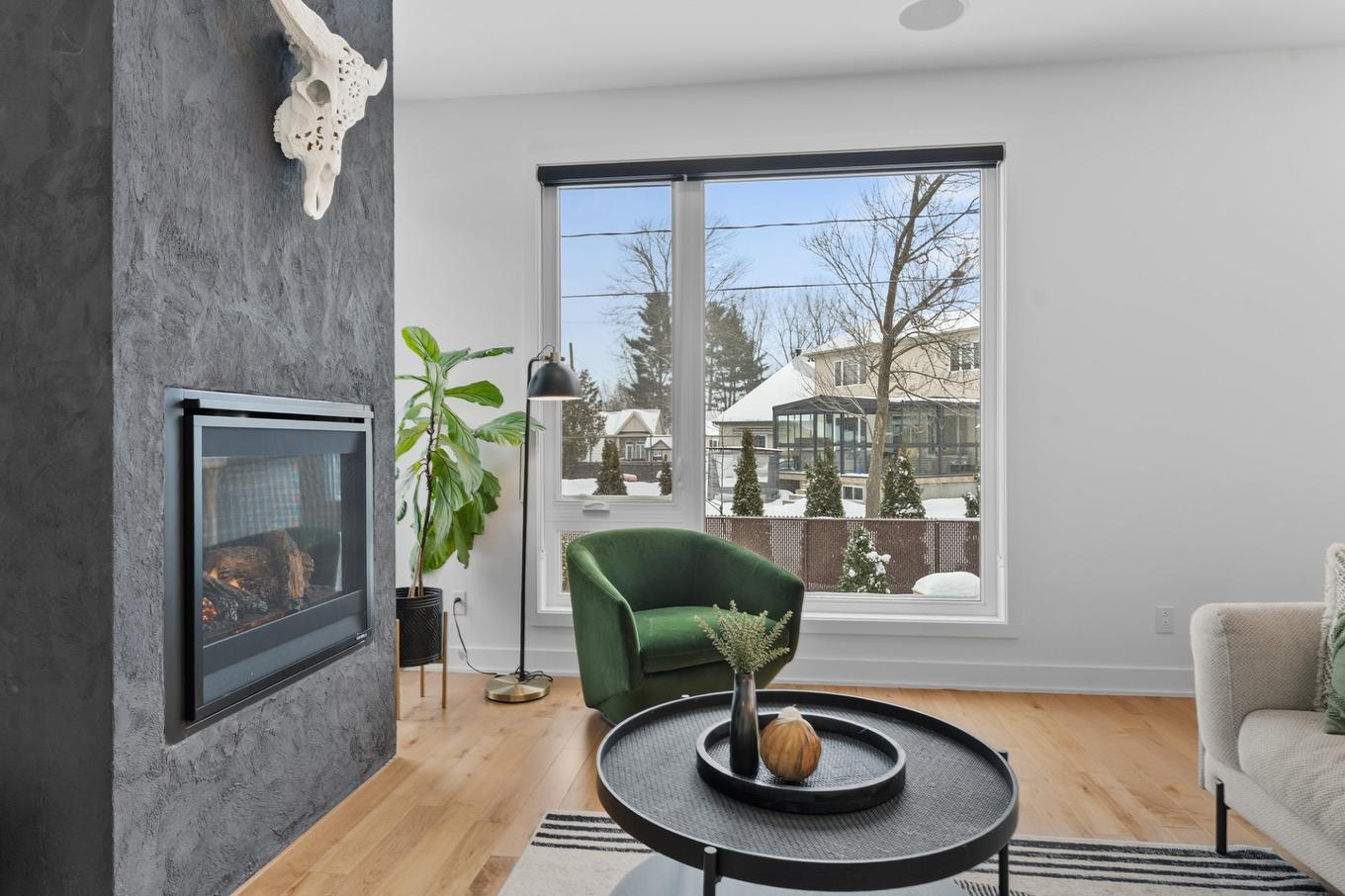 Salon - 2151 Rue Johanne, Terrebonne (Terrebonne), QC - Indoor Photo Showing Other Room