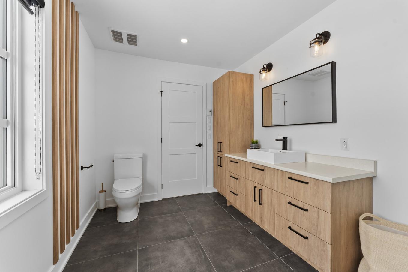 Salle de bains - 2151 Rue Johanne, Terrebonne (Terrebonne), QC - Indoor Photo Showing Bathroom