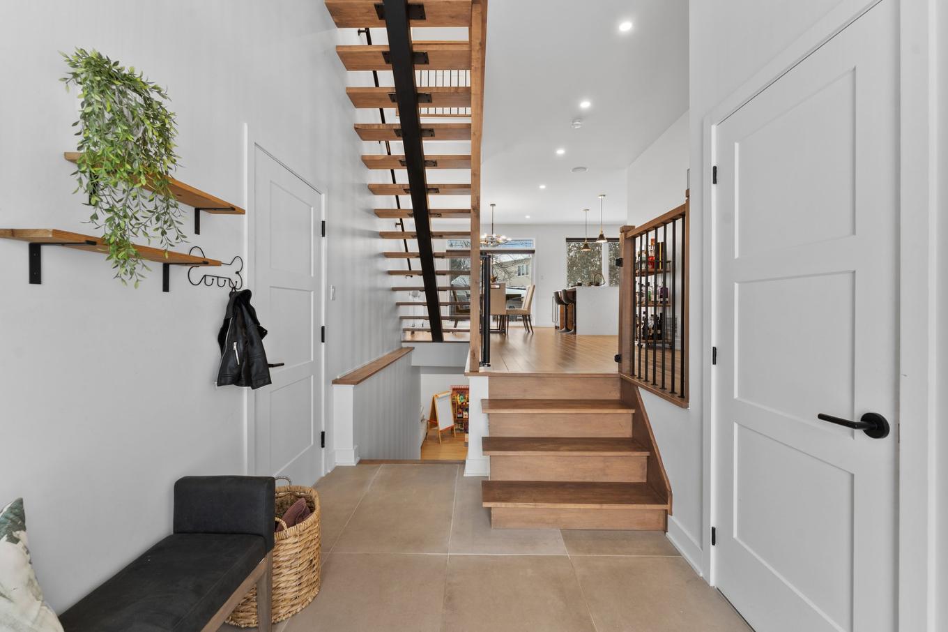 Vue d'ensemble - 2151 Rue Johanne, Terrebonne (Terrebonne), QC - Indoor Photo Showing Other Room