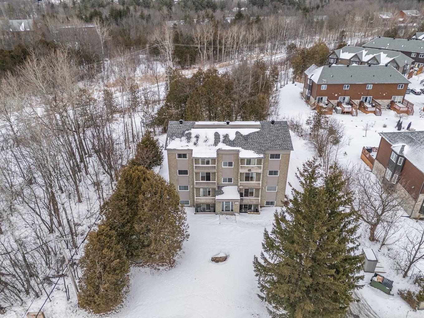 Photo aérienne - 6-94 Boul. De Bromont, Bromont, QC - Outdoor