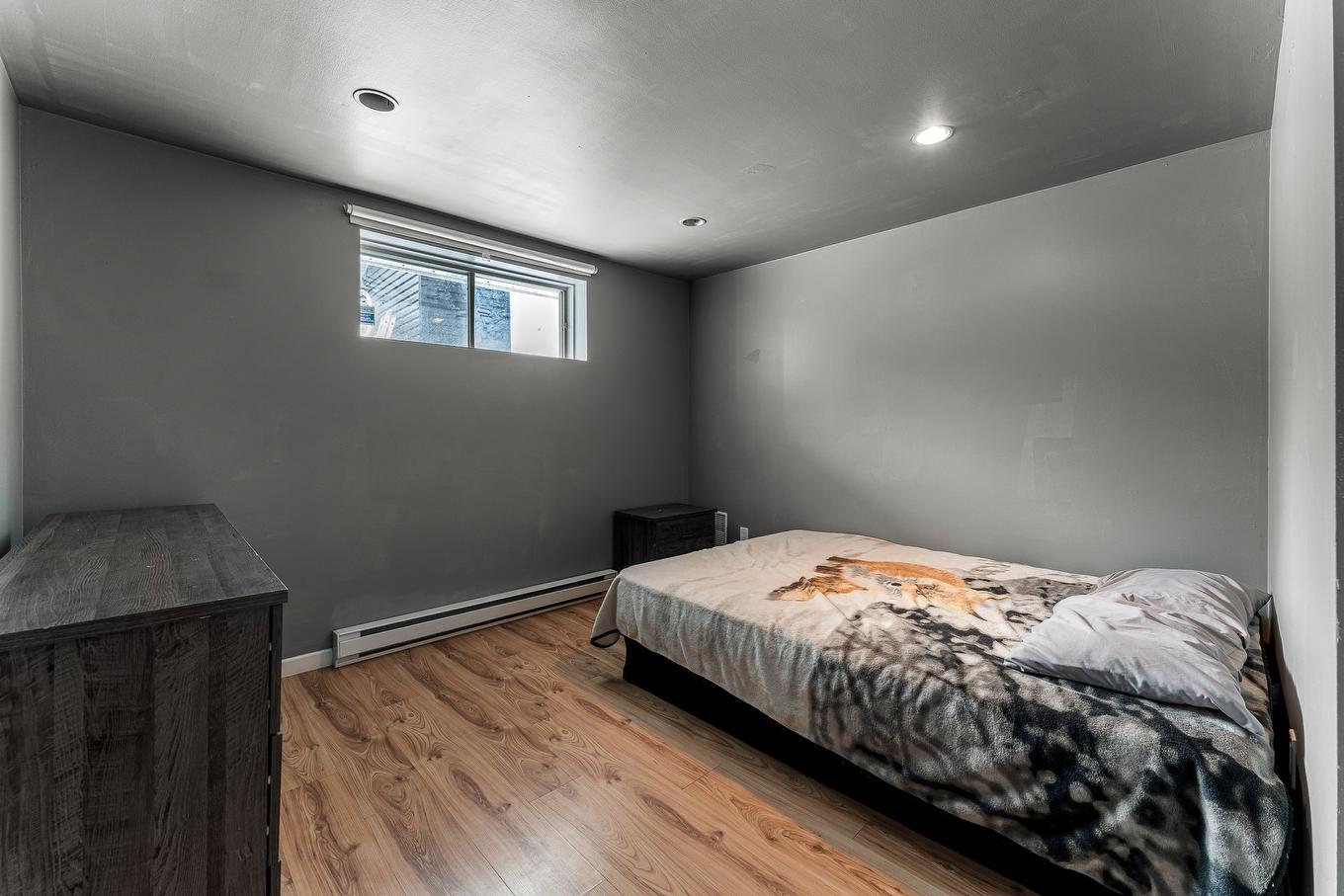 Chambre à coucher - 170 Rue Balzac, Granby, QC - Indoor Photo Showing Bedroom