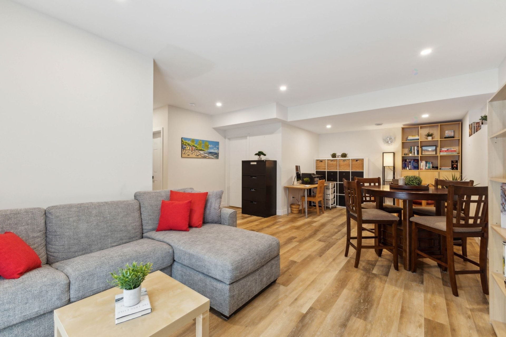 Sous-sol - 68 Ch. Réthier, Val-Des-Monts, QC - Indoor Photo Showing Living Room