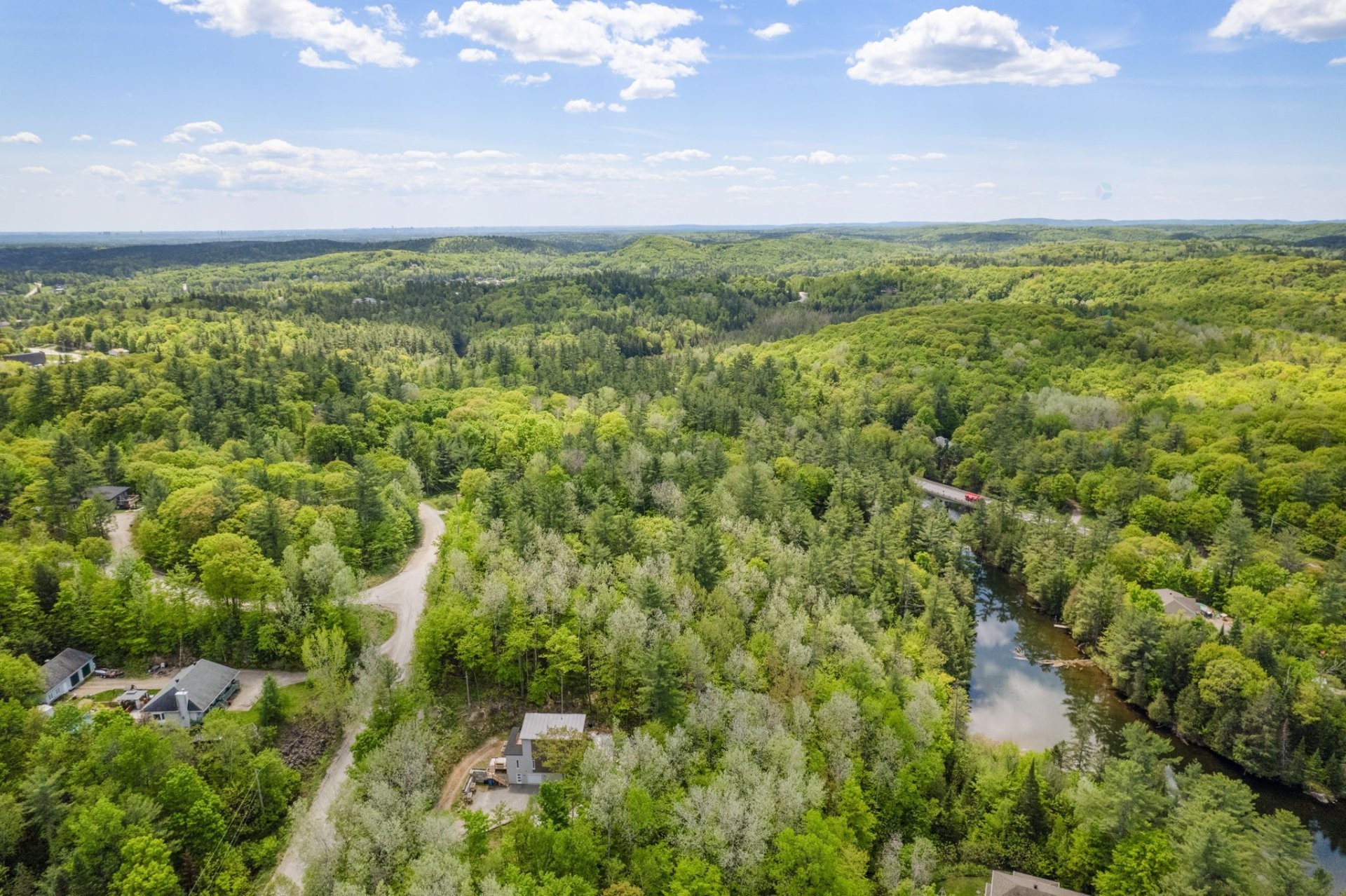 Photo aérienne - 68 Ch. Réthier, Val-Des-Monts, QC - Outdoor With View