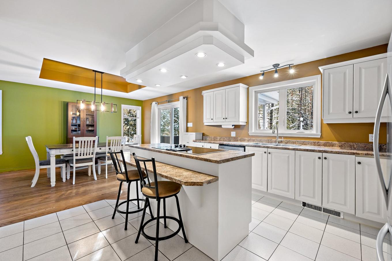 Cuisine - 945 Place Du Repos, Mont-Tremblant, QC - Indoor