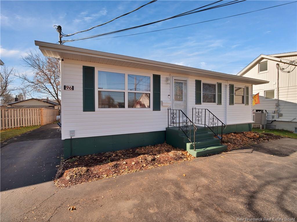 96 Atkinson, Moncton, NB