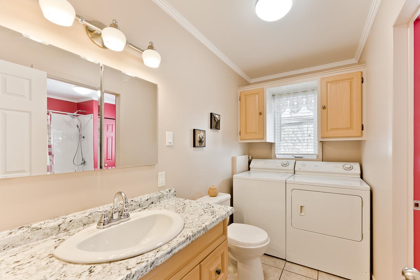 Salle de bains - 1121 Rue Walsh, Sherbrooke (Fleurimont), QC - Indoor