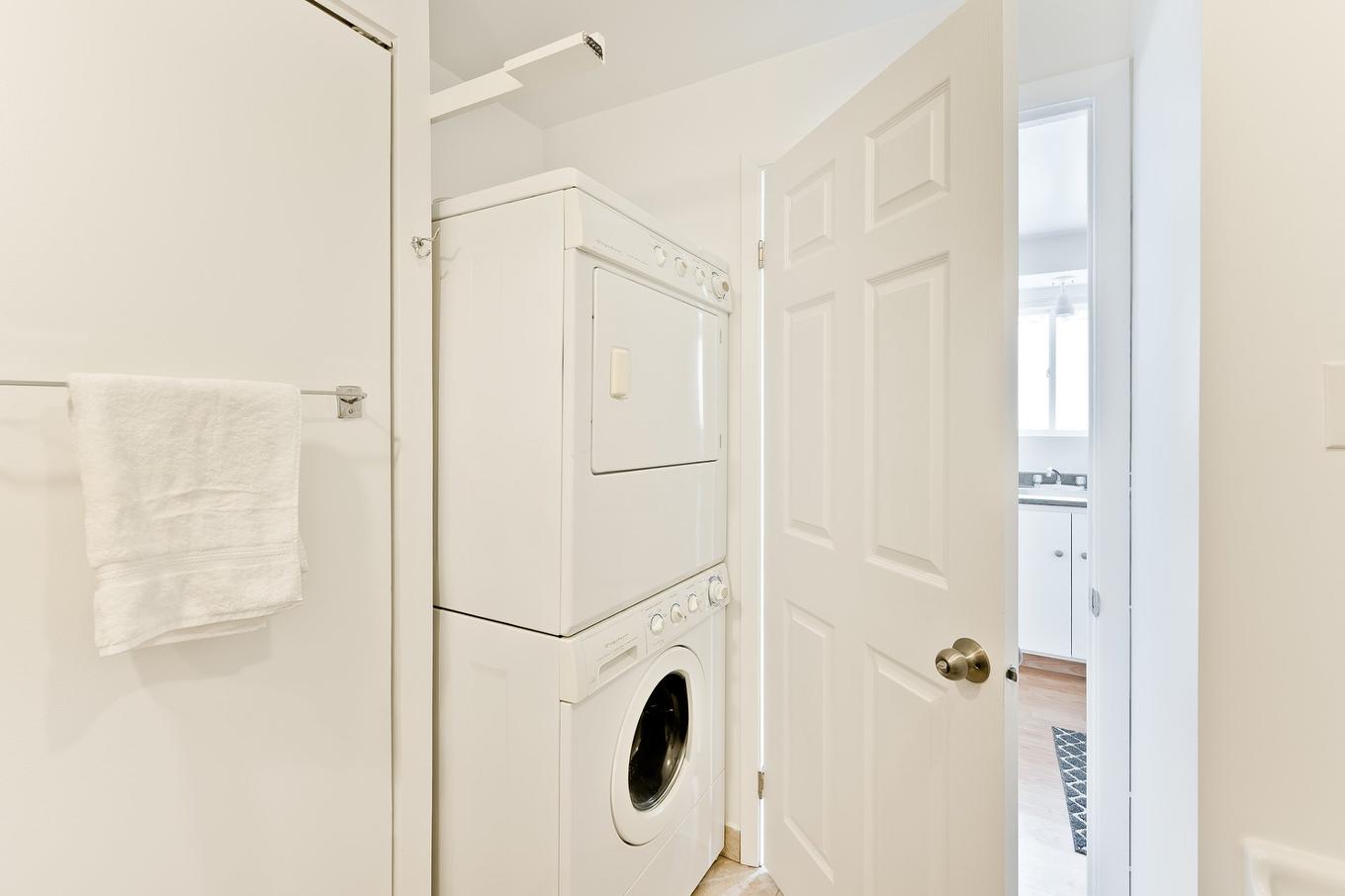 Salle de bains - 1121 Rue Walsh, Sherbrooke (Fleurimont), QC - Indoor Photo Showing Laundry Room