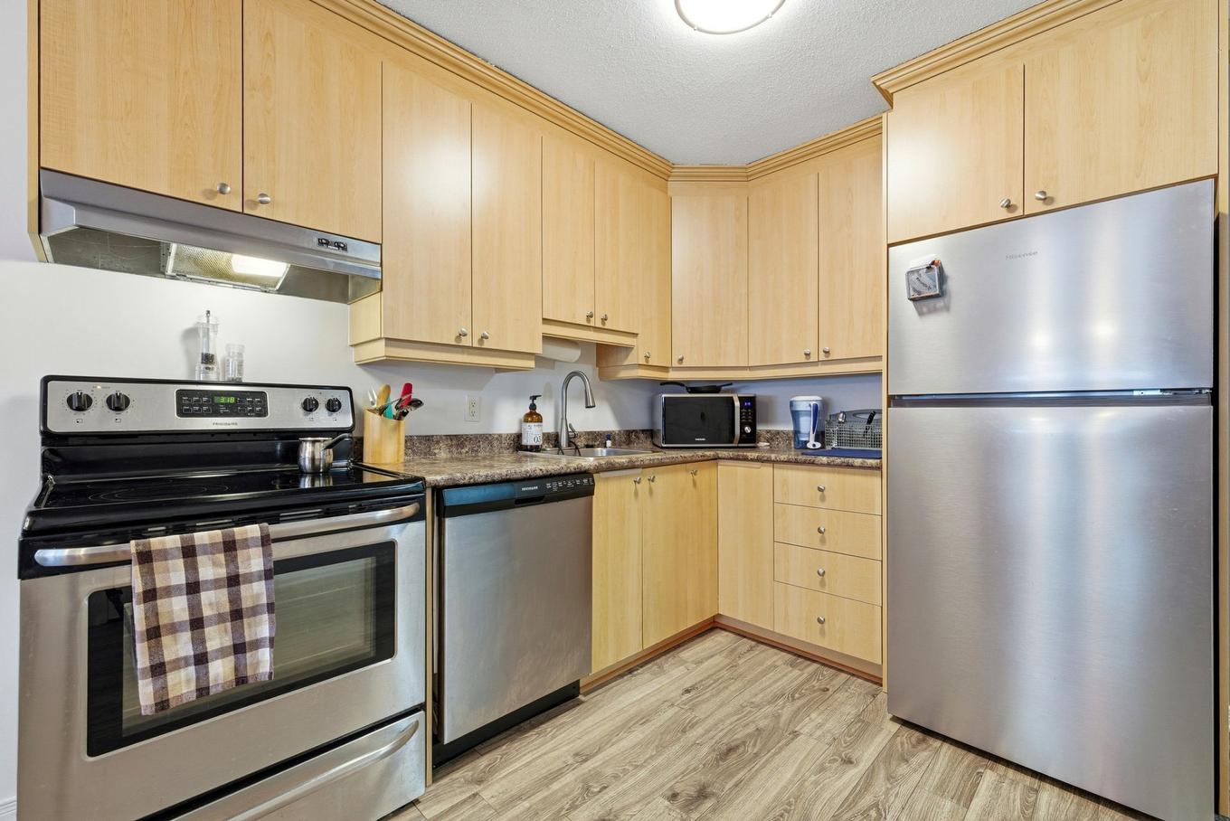 Kitchen - 1-11 Rue De La Falaise, Gatineau (Hull), QC - Indoor Photo Showing Kitchen